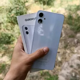 Samsung A05  128 Gb
