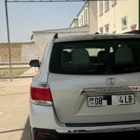 Toyota Highlander 2012