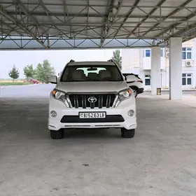 Toyota Land Cruiser Prado 2014
