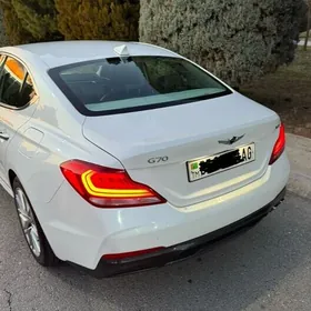 Genesis G70 2020