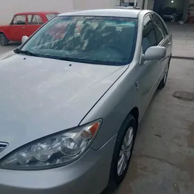 Toyota Camry 2004