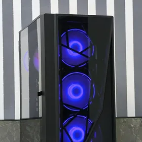 AMD 7 7700/B650/Ram 32GB/Nvm 512gb/HDD/RTX 4070