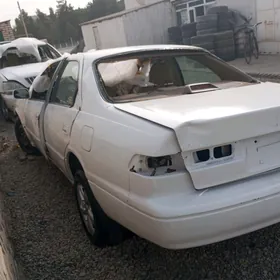 Toyota Camry 1998
