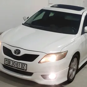 Toyota Camry 2011
