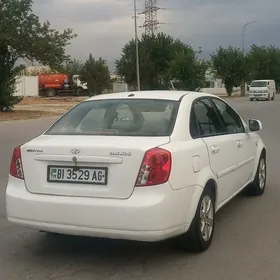 Daewoo Gentra 2014