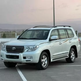 Toyota Land Cruiser 2010