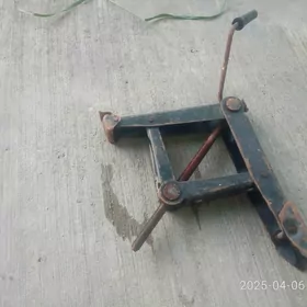 Домкрат