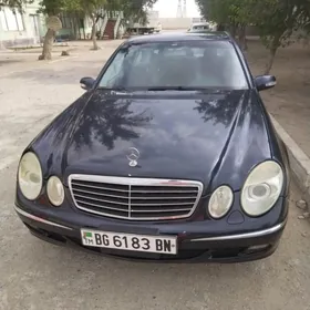 Mercedes-Benz E350 2003