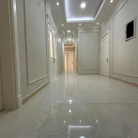 14 TAPGYR 2ETAZ 4KOMNOT