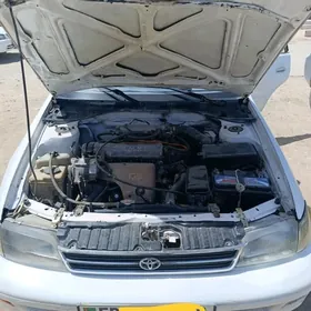 Toyota Corona 1992