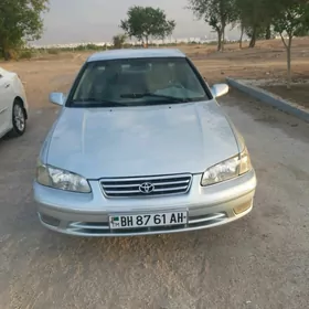 Toyota Camry 2001