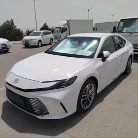Toyota Camry 2024