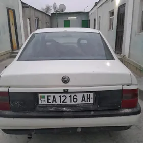 Opel Vectra 1990