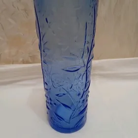 Синяя ваза