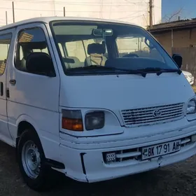 Toyota Hiace 2004