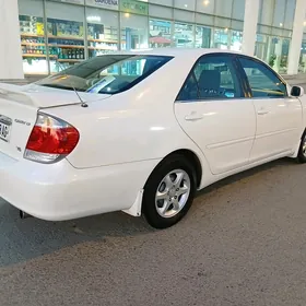 Toyota Camry 2005