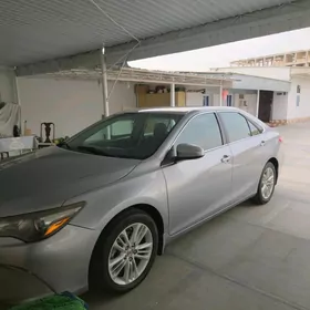 Toyota Camry 2017
