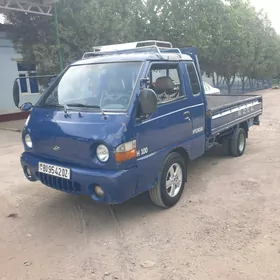 Hyundai H100 1998