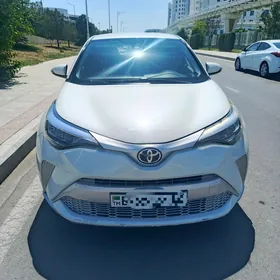 Toyota C-HR 2021