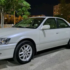 Toyota Camry 2000