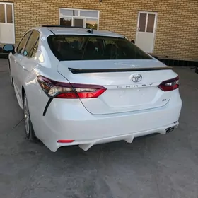 Toyota Camry 2022