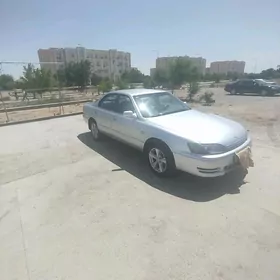 Lexus LS 1995