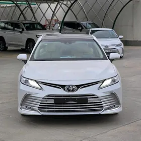 Toyota Camry 2022