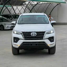 Toyota Fortuner 2024