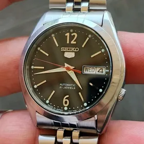 Sagat Часы Seiko.