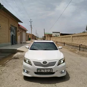 Toyota Camry 2010