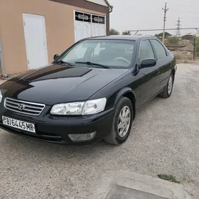 Toyota Camry 2000