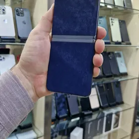 MOTOROLA RAZR 40 ULTRA