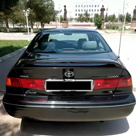 Toyota Camry 2001