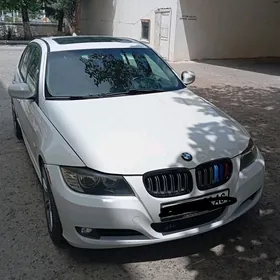 BMW 328 2010