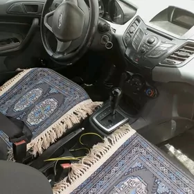 Ford Fiesta 2011