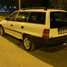 Opel Astra 1993