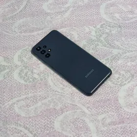 Samsung A13. 4/64. wetnam