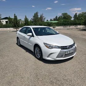 Toyota Camry 2016
