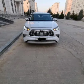 Toyota Highlander 2023