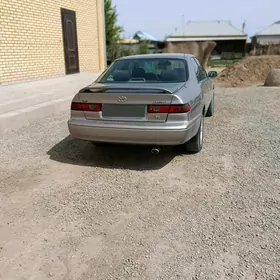 Toyota Camry 1998