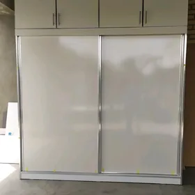 Mebel sfaner