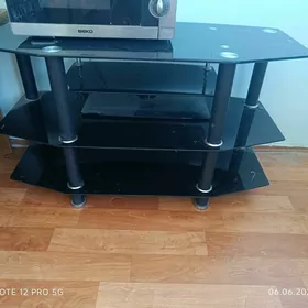 полка для телевизора