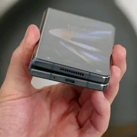 samsung z fold 4.