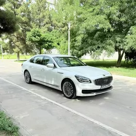 Kia K900 2019