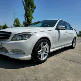 Mercedes-Benz C300 2009