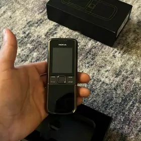 Nokiy 8800