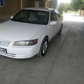 Toyota Camry 1997