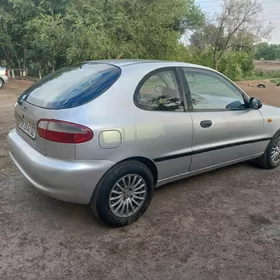 Daewoo Lanos 2000