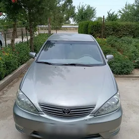 Toyota Camry 2005