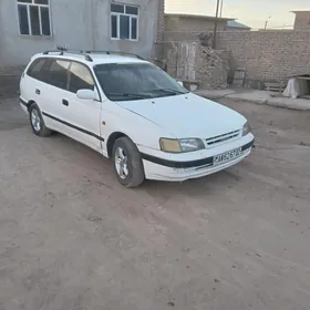 Toyota Corona 1995